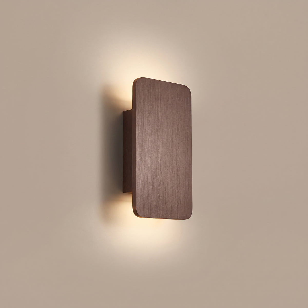 Quadra rectangular LED wall sconce