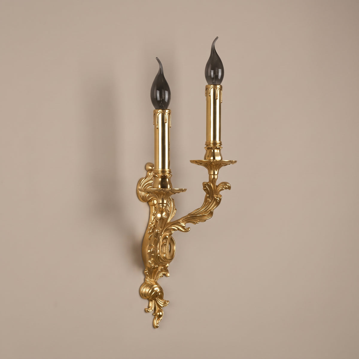 Palais baroque brass candle wall sconce