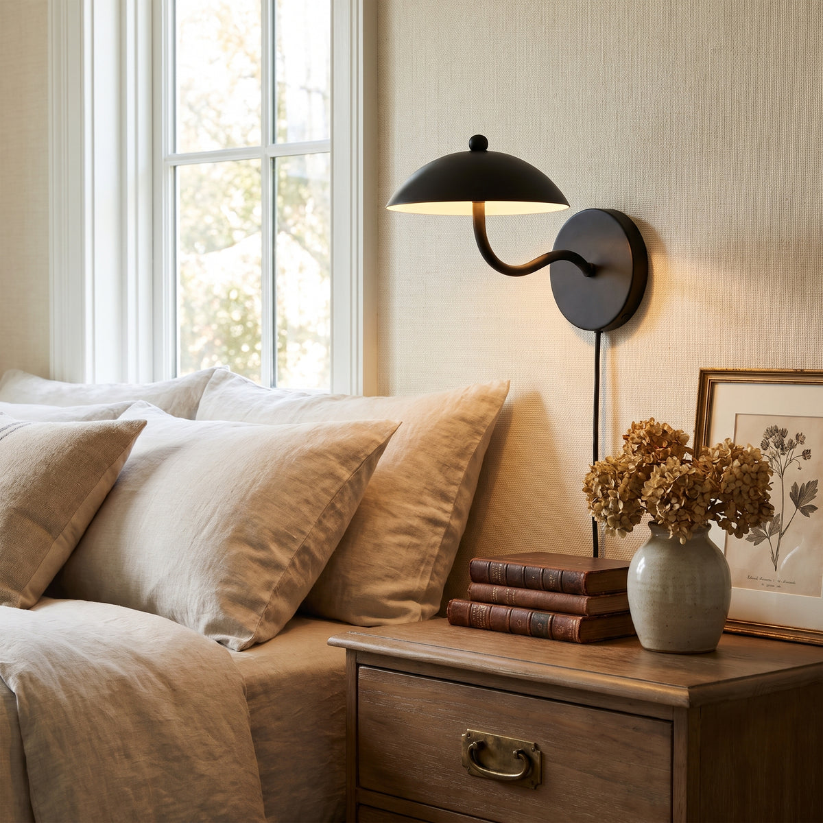 Onde half-dome LED wall sconce