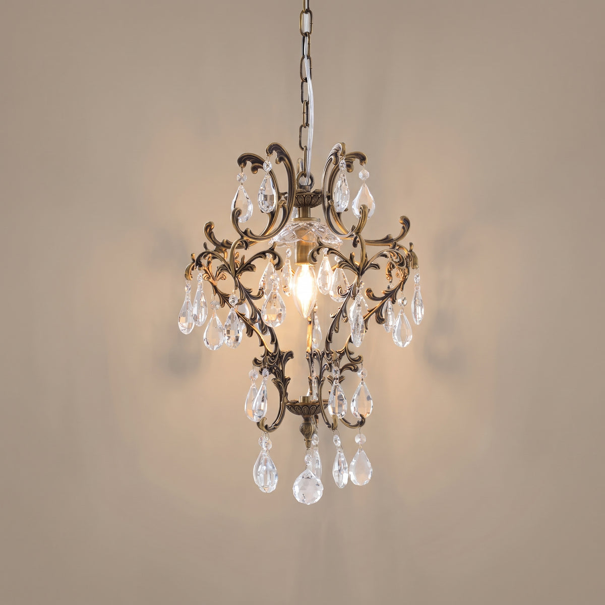 Larme crystal teardrop mini chandelier studio