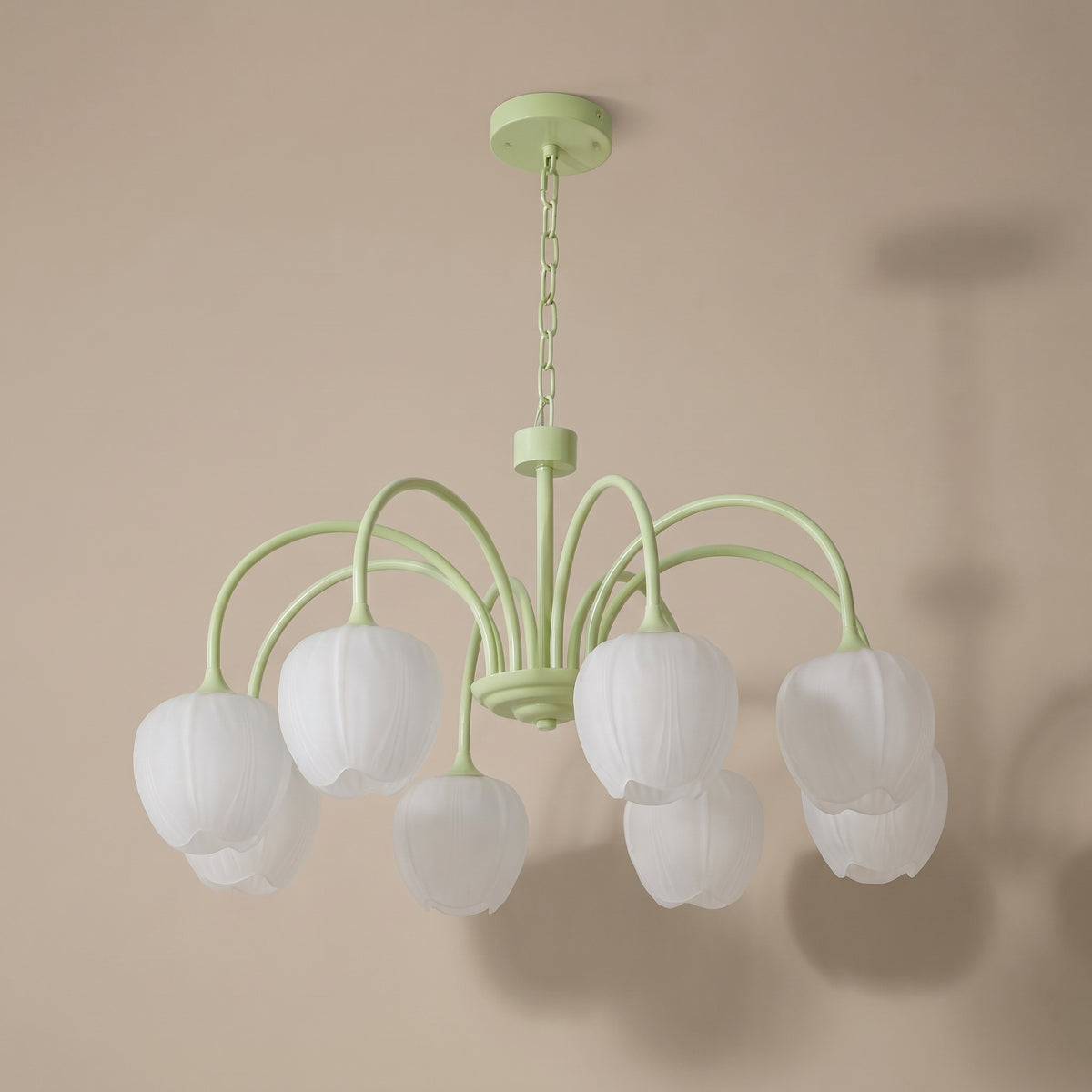 Tulipe tulip glass chandelier detail