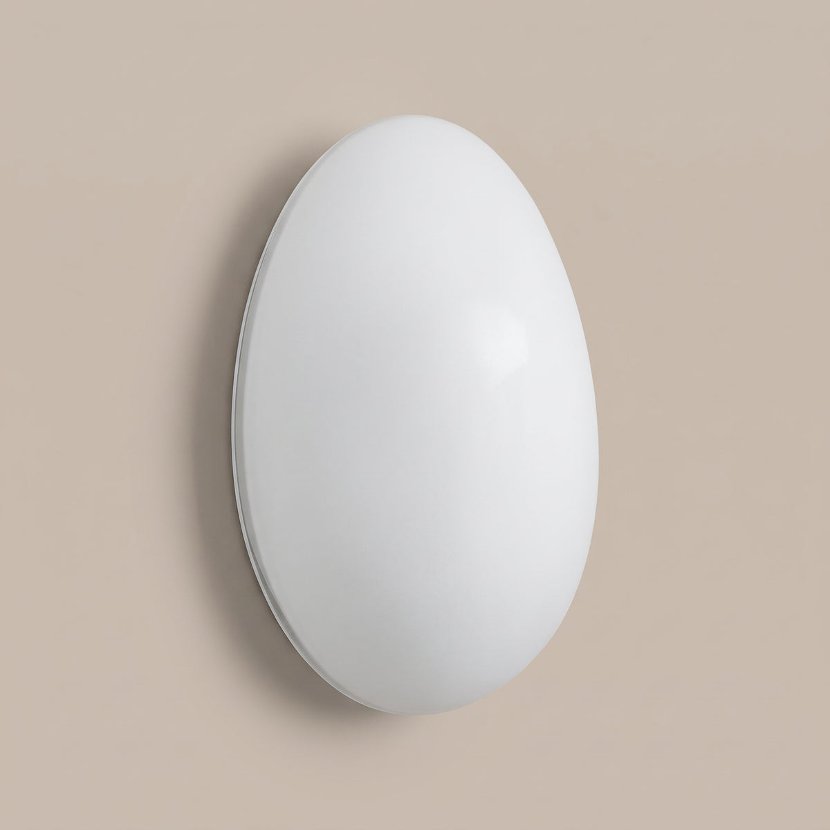 Soufflé blown glass pebble wall lamp