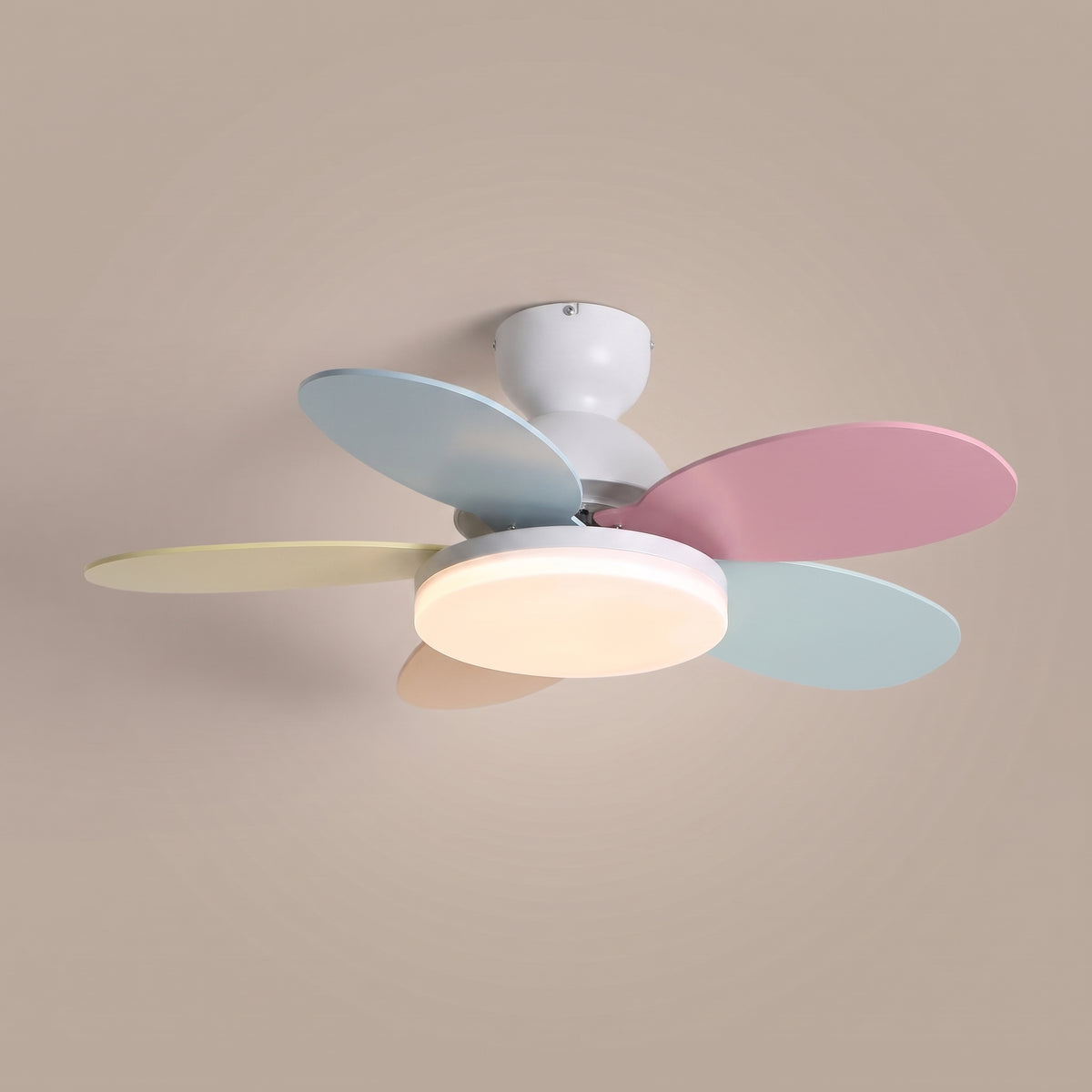 Fiora petal blade ceiling fan with light - White & Colorful finish
