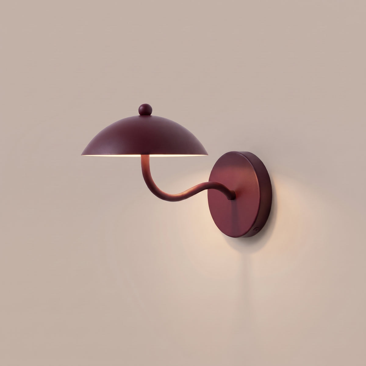 Onde half-dome LED wall sconce - Wine Red