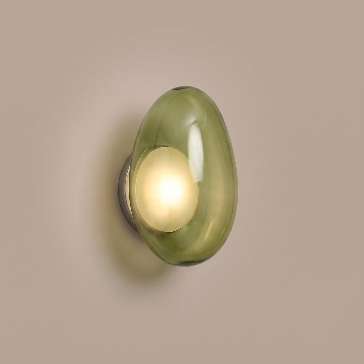 Soufflé blown glass pebble wall lamp - Green