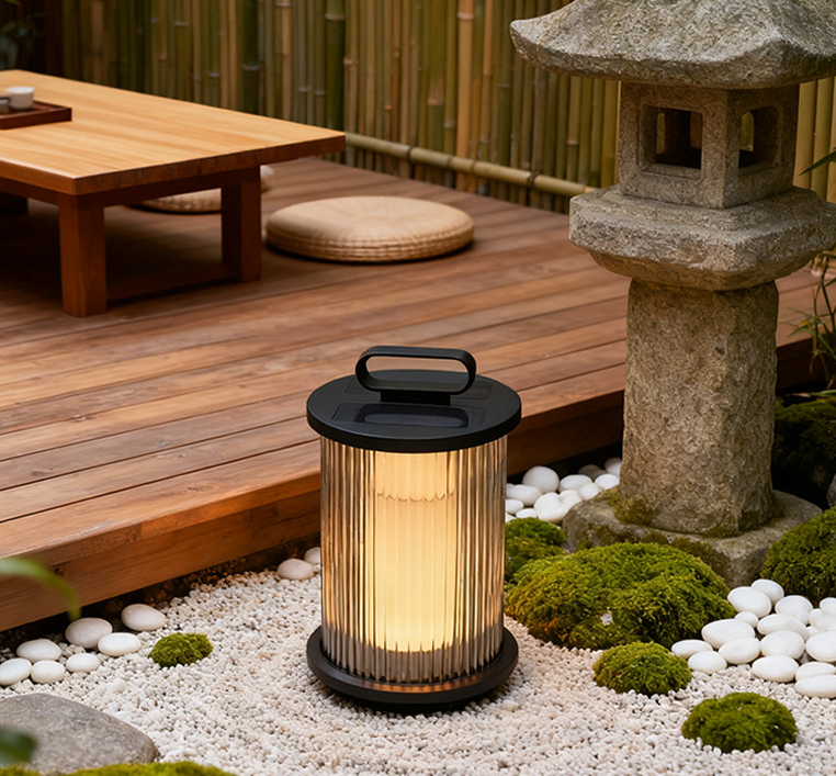 Stainless Steel Glass LED Solar Outdoor Courtyard Lawn Light