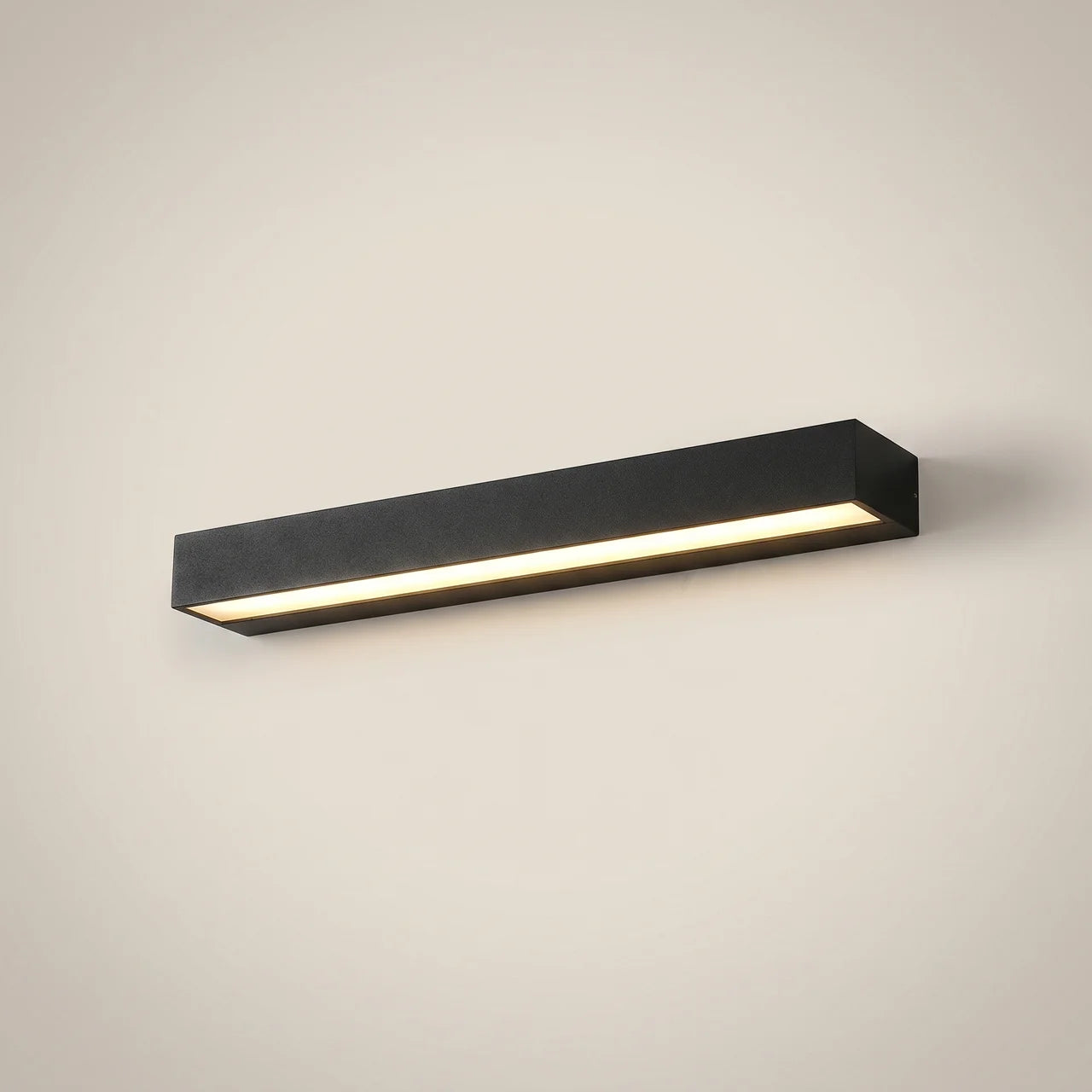 Black Die-Cast Aluminum Linear LED 12W Outdoor Wall Light